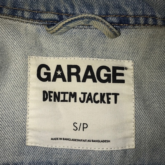 ❄️3 FOR $50❄️ Garage Denim Jacket - Picture 4 of 4
